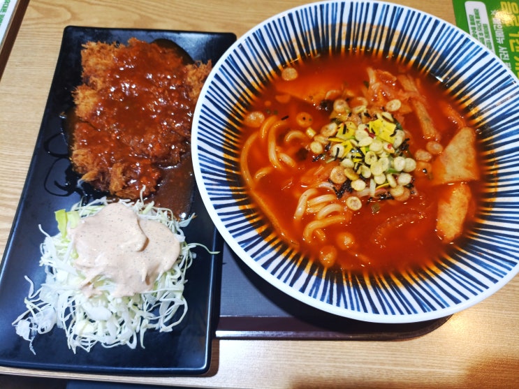  《왕돈까스&왕냉면 영등포시장점》 휴게소 기분을 느낄 수 있는 가성비 맛집 【#냉면맛집 #돈까스맛집】