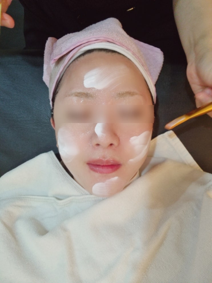  신논현에스테틱 여드름 압출, 수분관리 잘하는 보름달뷰티