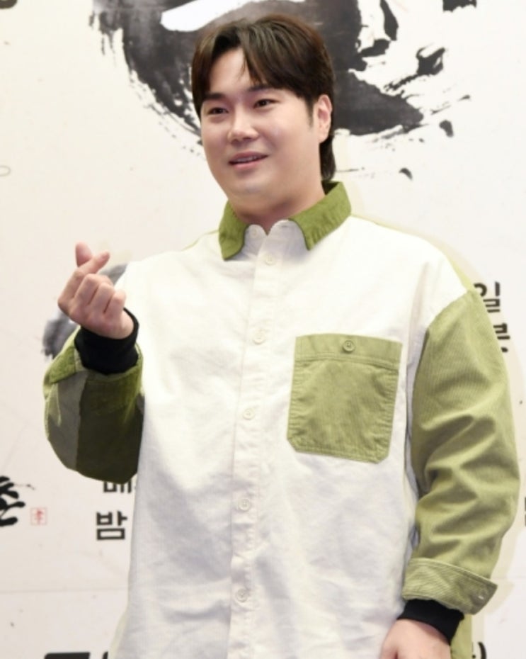 <b>자숙</b>한다더니…‘작곡 사기 의혹’ <b>유재환</b>, 일반인에 또 접근?