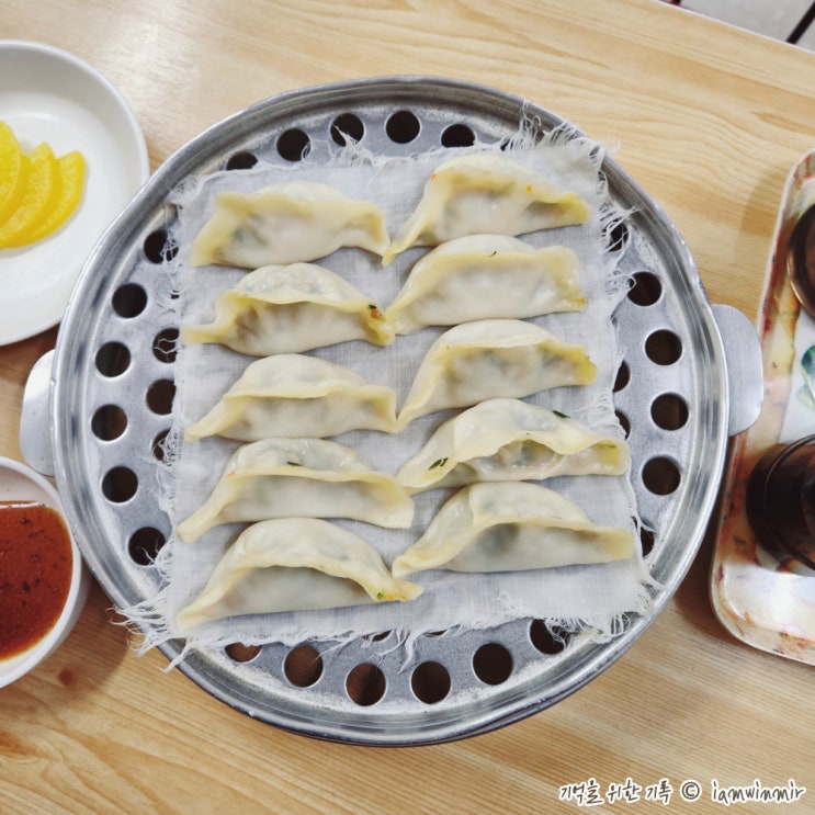 한 입 크기 수제만두 가산동 돼지분식 한 입 크기 수제만두 가산동 돼지분식