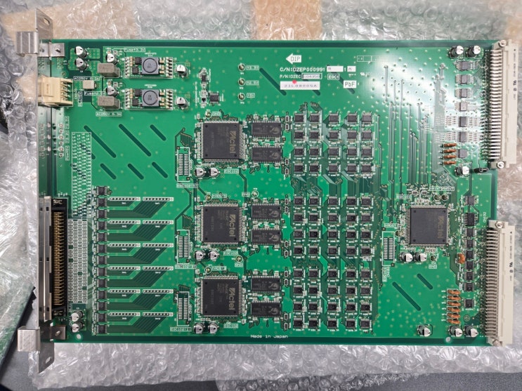  CIRCUIT BOARD / 21L08005A