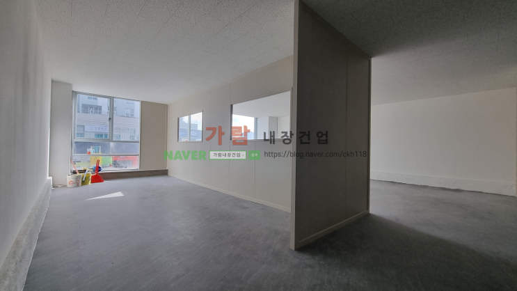  부산 강서구 명지 국제신도시 부동산 사무실 래핑칸막이 공사 현장