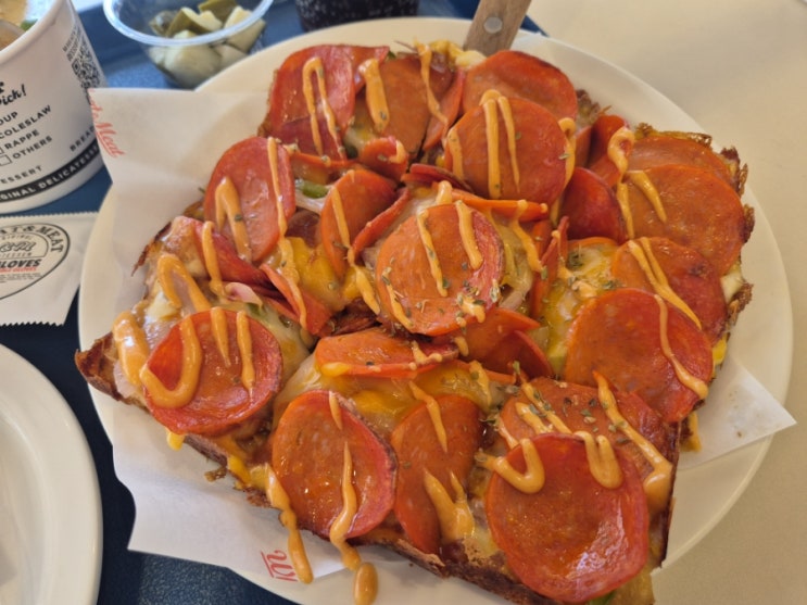 신사 가로수길 브런치 맛집 피자, 수제버거 위트앤미트 가로수길점