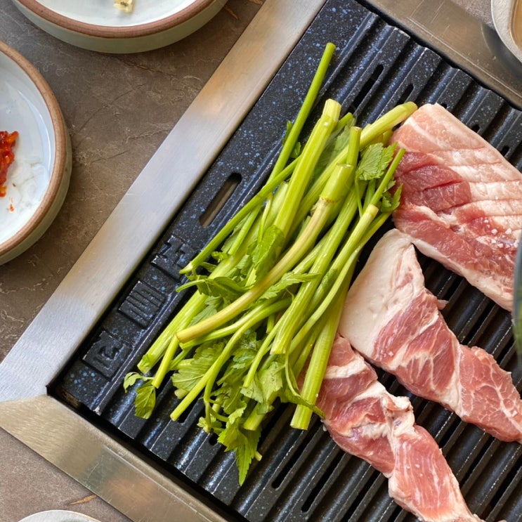  연희동 가족과 함께 가기 좋은 꼬들목살 맛집 고기집, 꼬들집