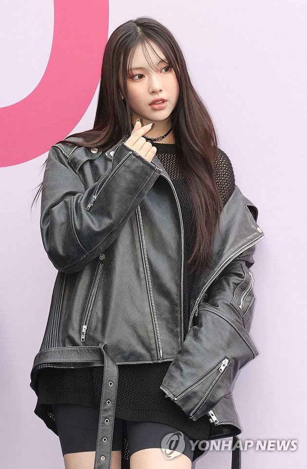 뉴진스 혜인, 발목 부상→활동 중단 후 전한 근황...버니즈 걱정 쇄도 뉴진스 혜인, 발목 부상→활동 중단 후 전한 근황...버니즈 걱정 쇄도