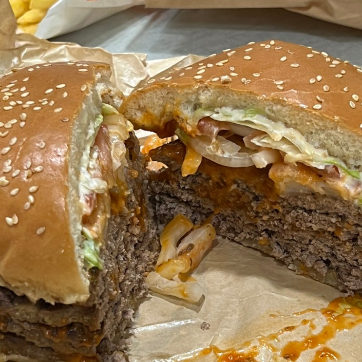  배민할인받아 버거킹 통새우맥시멈4 먹었습니다.