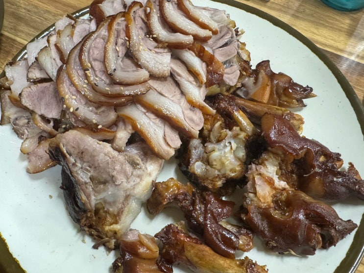  왜관맛집 야식시간이 되면 늘 생각나는 촉촉한 족발맛집 성내동 왕족발
