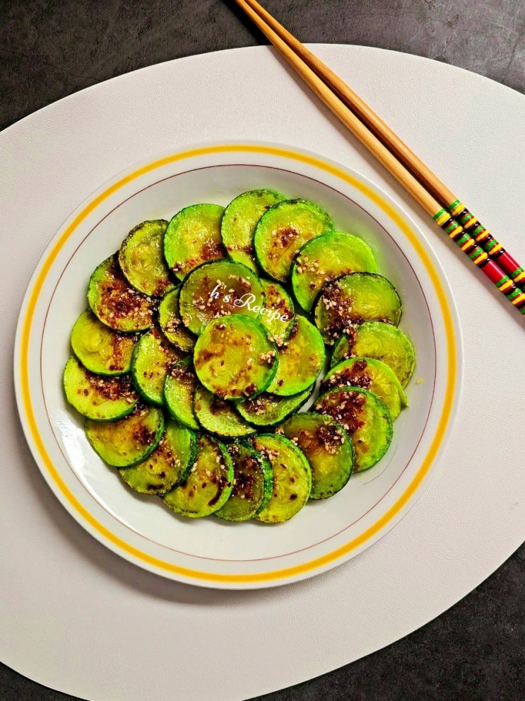 애호박1개칼로리 애호박찜 구이 다이어트 반찬 애호박1개칼로리 애호박찜 구이 다이어트 반찬