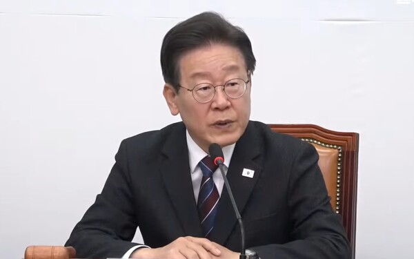 <b>이재명</b>, <b>민생</b><b>회복</b>지원금 ‘협의’ 촉구 “보편 어렵다면... 