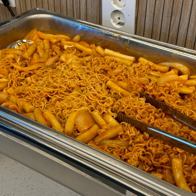  증미역 점심 저녁 맛집 밥플러스마스터밸류점