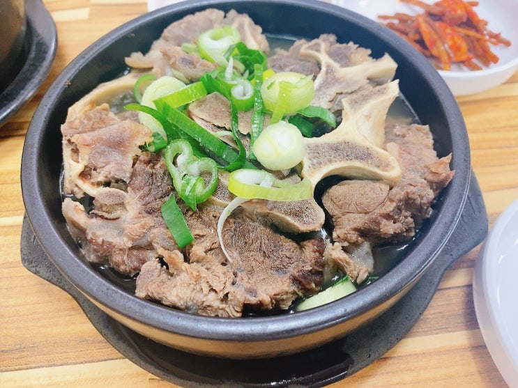  하루200그릇 판매! 양이 정말 많은 단대오거리역  옥동소뼈탕