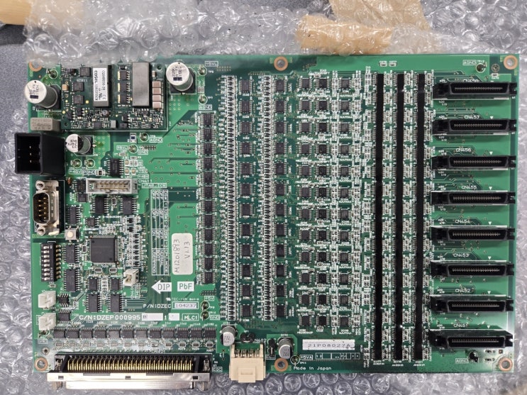  CIRCUIT BOARD / 21P08027A