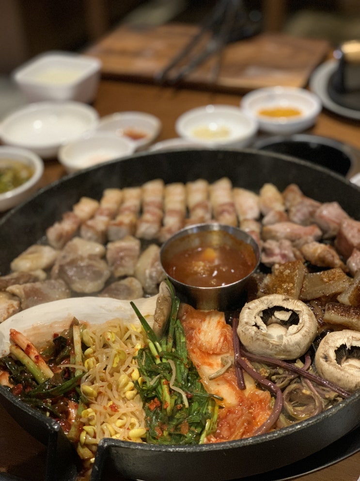  [창원 꽃돼지식당] 상남동 회식 맛집 꽃돼지식당 창원상남점 DELICIOUS PORK FLOWERPIG