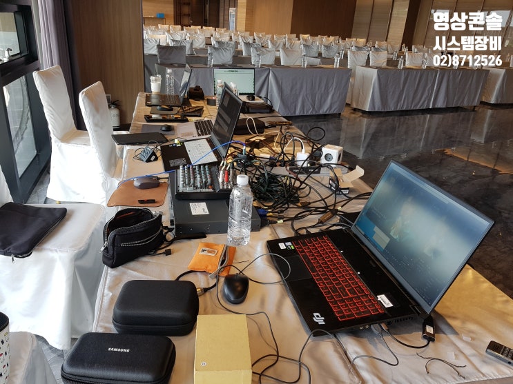 제주도 엠버퓨어힐 호텔 2층 한라홀 LED 전광판 스크린 운영 영상 콘솔 회의장비 스위처 운영 업체 제주도 엠버퓨어힐 호텔 2층 한라홀 LED 전광판 스크린 운영 영상 콘솔 회의장비 스위처 운영 업체