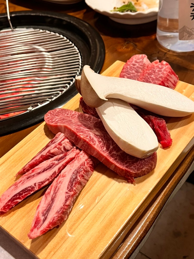  [서초 남부터미널 교대] 한우 부채살 갈비살 업진살 삼각살 육회 뭉티기 선지국 맛집 홍천한우