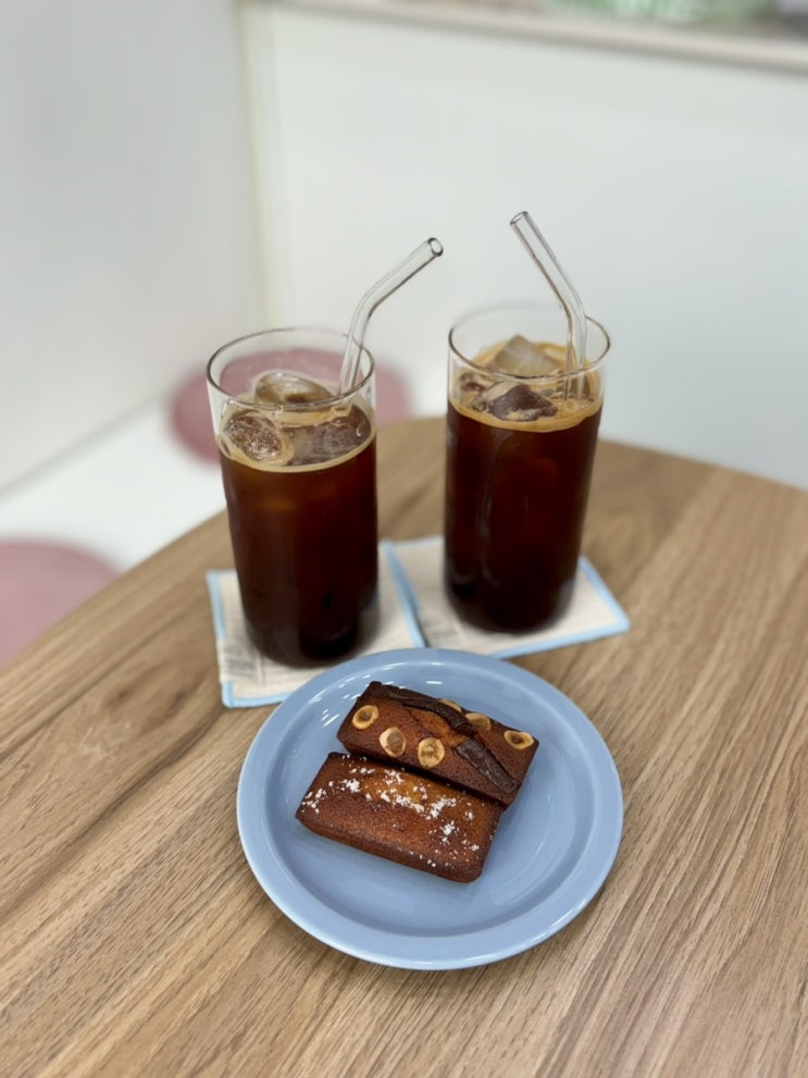  너무 맛있어서 울면서 먹은 암사 카페 올마이하트