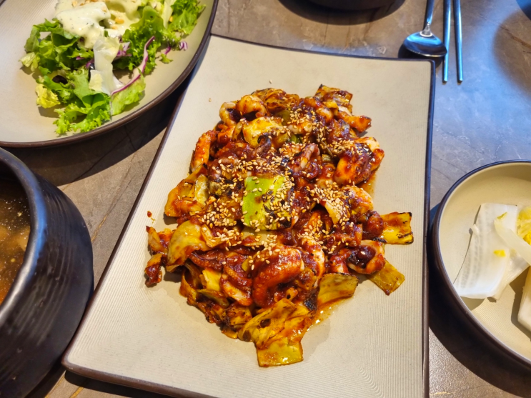  안산 사리역 매콤한 쭈꾸미 볶음 맛집 쭈막촌 본오동 점심 모임 장소 추천