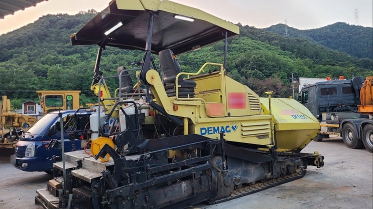 SVEDALA DEMAG DF135C 2006년식 4200만원 판매합니다. SVEDALA DEMAG DF135C 2006년식 4200만원 판매합니다.