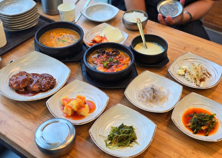  파주 프로방스맛집 두부한정식 콩밭뜰