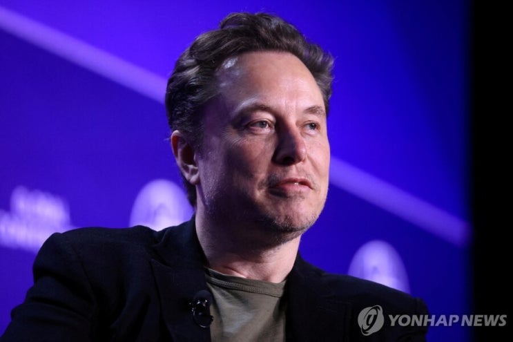 백악관 입성 <b>트럼프</b>, <b>트럼프</b>, <b>머스크</b>를 고문으로 고려하다