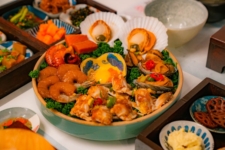  속초 중앙시장 현지인 추천 맛집 속초그바다로 해물모듬장 솥밥