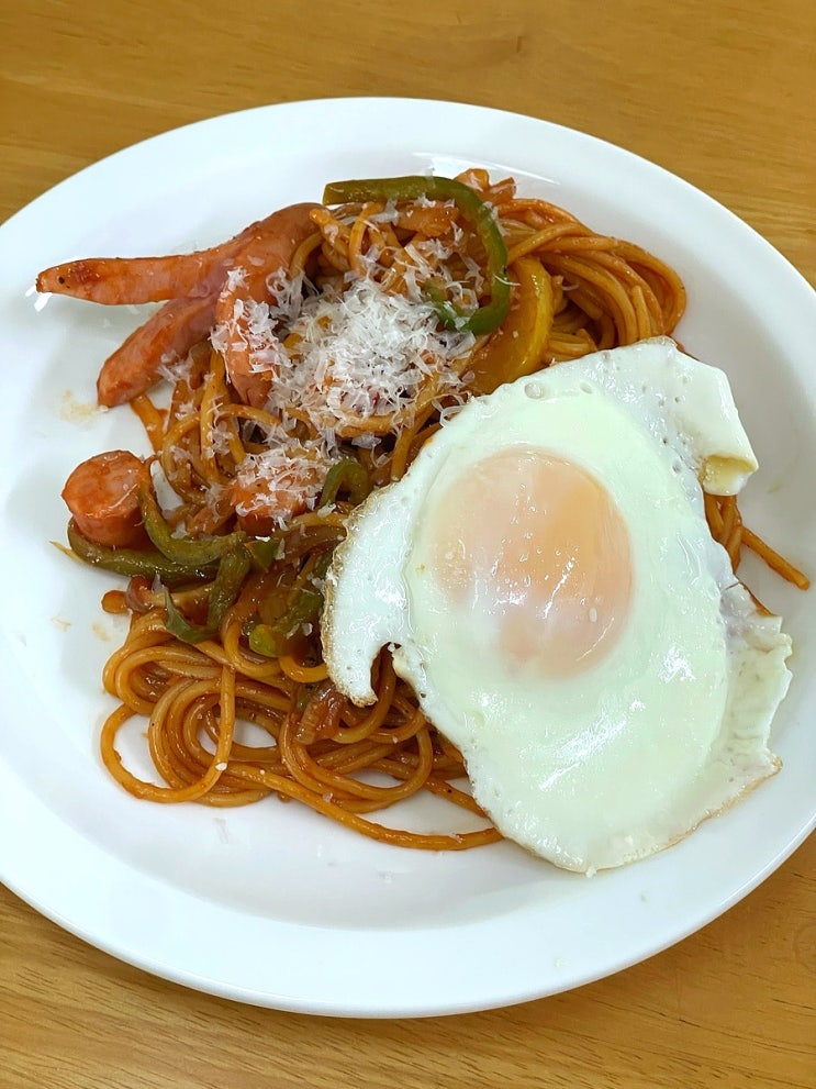  나폴리탄 스파게티 초간단하지만 맛은 간단하지 않은 케첩 파스타