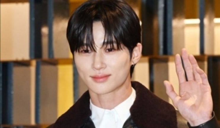<b>변우석</b> 측, <b>사생활</b> 침해행위 법적조치 경고