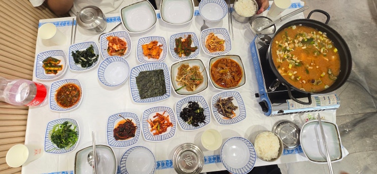 [여수] 안자네밥상:상다리 부러지는 남도식 백반 맛집. 만원에 이 정도?
