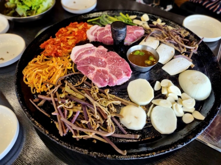  안산 사리역 근처 본오동 솥뚜껑 삼겹살 맛집 왕뚜껑삼겹살 볶음밥