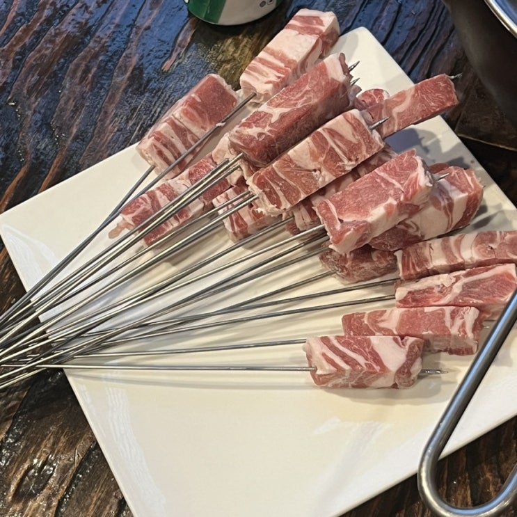 전주 양꼬치) 양들이 가득한 양뜰에서 양꼬치 먹고 온 후기 전주 양꼬치) 양들이 가득한 양뜰에서 양꼬치 먹고 온 후기