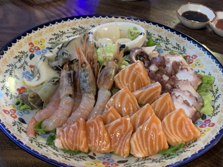  해산물이 맛있는 구로 일본풍 동네술집 [에도]