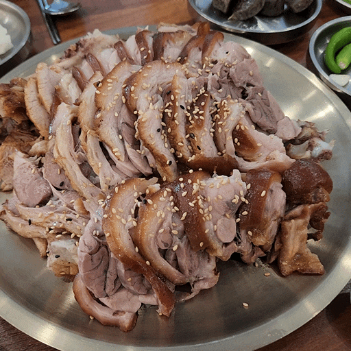  전주서신동맛집 [만족 전주본점] 족발이 야들야들하니 맛있어요! 미역국 나오는 족발집 추천~