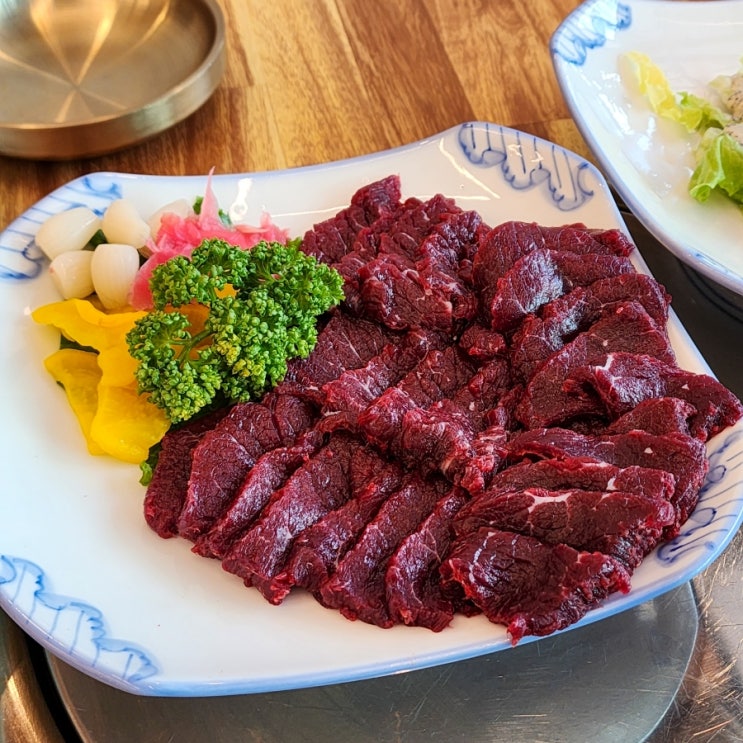  나주혁신도시맛집 소키우는배보삼춘 한우생고기&돌비