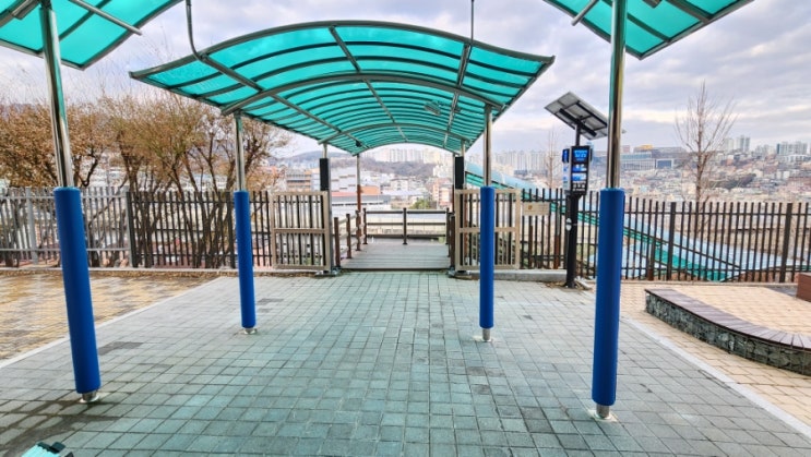  기둥보호대 직접생산업체 관급시공현장 입니다.