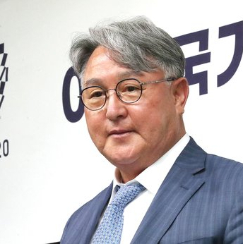 <b>한화</b> 구단 차기 <b>감독</b>은 <b>김경문</b> 전 NC <b>감독</b> 내정