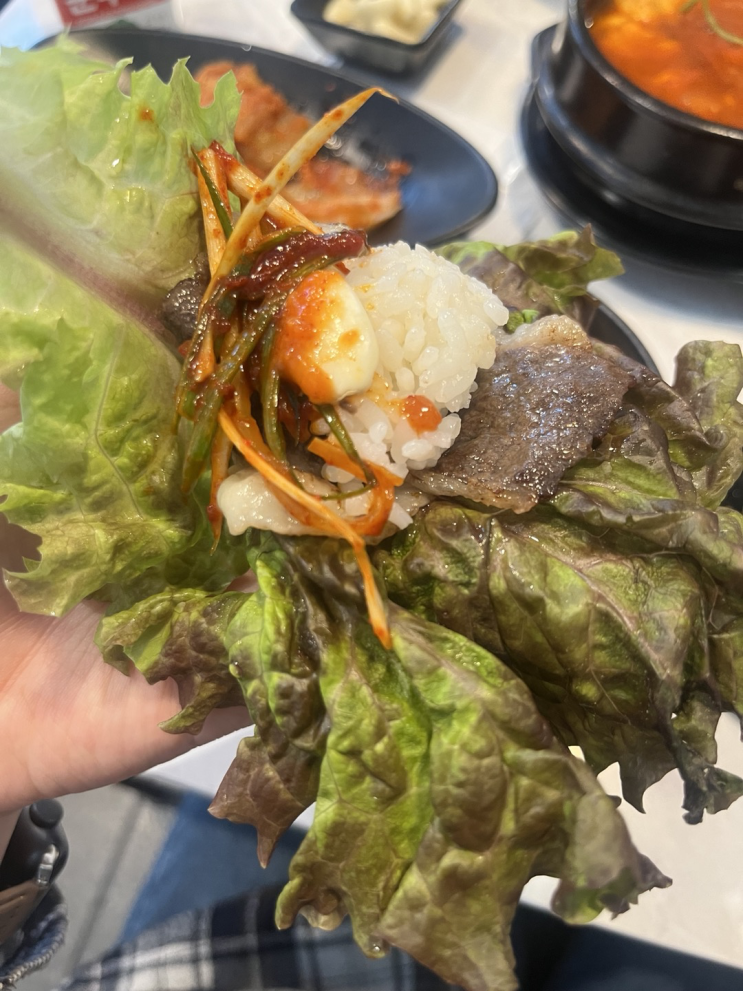  금천구/가산동 소고기 관자 묵은지 삼합을 제대로 즐길 수 있는 기영상회