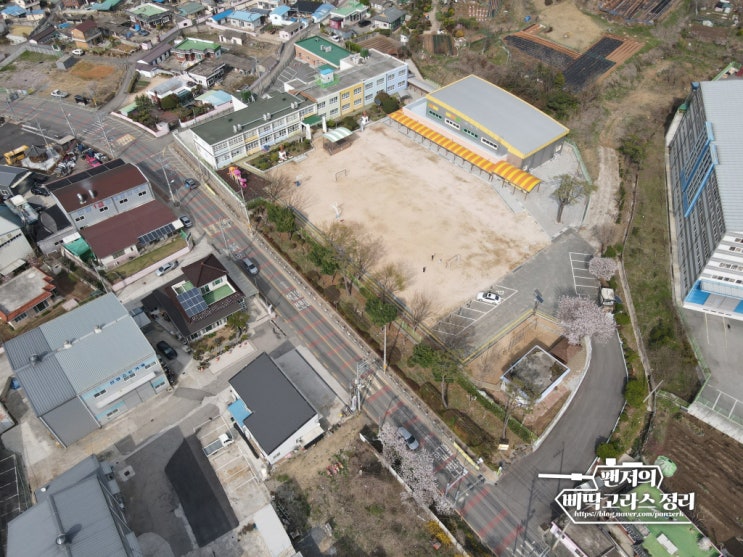  드론에서 본 김해 한림 이북초등학교