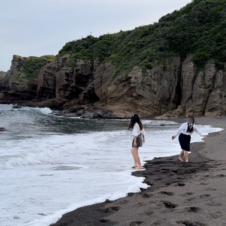 제주 황우치해변 <b>뉴진스 버블검</b> 촬영지 황우치해안 윤슬시간... 