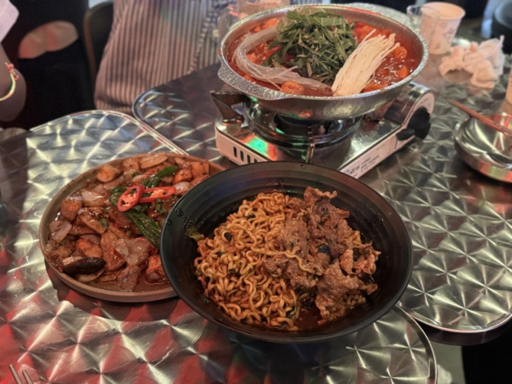  압구정로데오 맛집 도산포차 곱도리탕 필수 주문