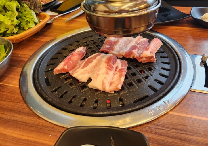  사하구 괴정 놀이방 식당 아이 데리고 가기 좋은 부산괴정동맛집 착한갈비 후기
