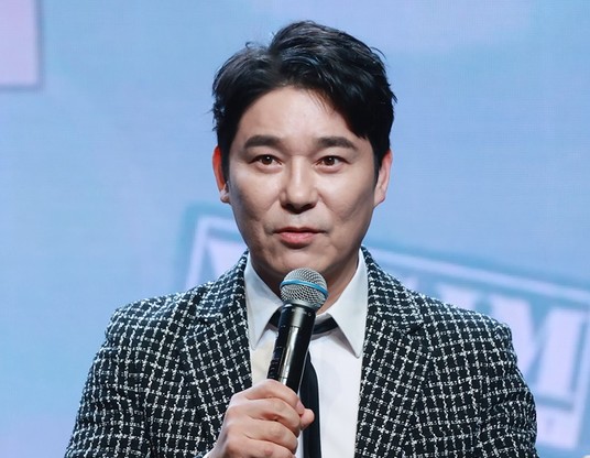 <b>임창정</b> <b>주가조작</b> 혐의 없음 검찰 김익래 전회장과 함께 <b>불기소</b>... 