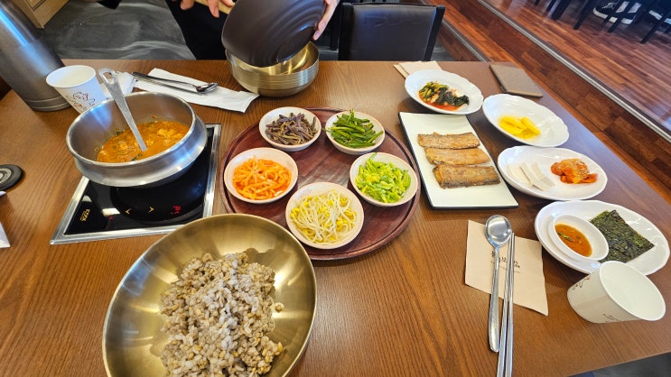  단대오거리 깔끔 간편 한식당 봄이 보리밥