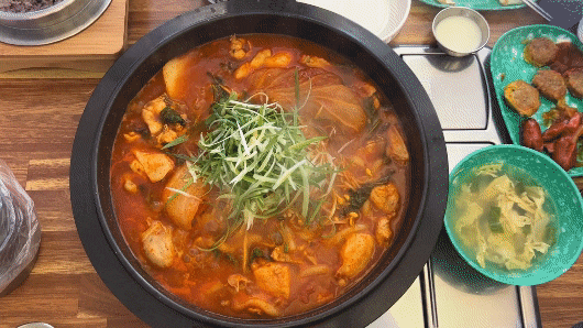  [울산 남구 삼산동 맛집] 오광이네 | 무쇠묵은지닭볶음탕, 솥밥