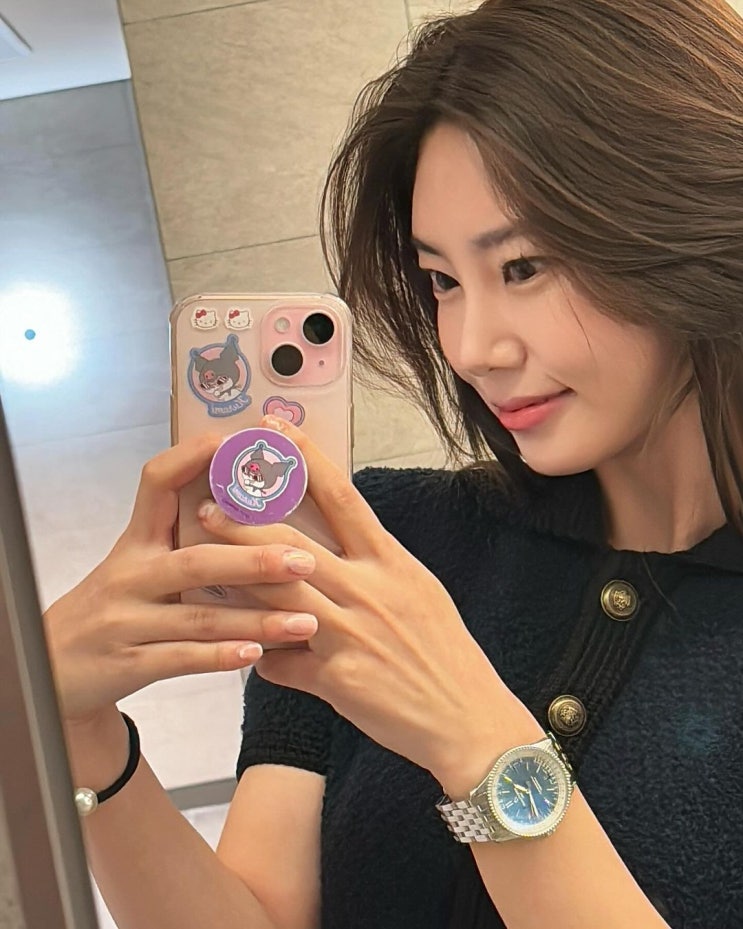 30대 여자 명품 브랜드 오토매틱 메탈 손목 시계로 브라이틀링 네비타이머 여성 타임피스 정보 w. 박나언
