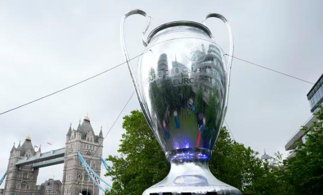 <b>레알</b> 마드리드 <b>도르트문트</b>... 경기 일정 시간 UEFA <b>우승</b> 트로피