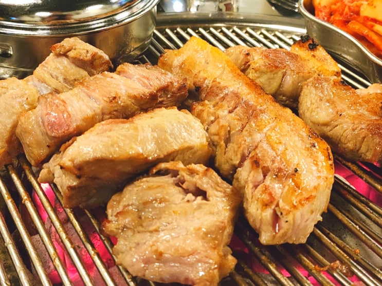  상동역 맛집 일품돼지 두툼한 목살과 삼겹살 후기