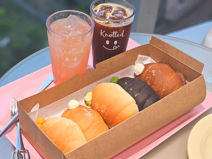 잠실 노티드 크림소금빵 존맛탱 신상 솔직후기 잠실 노티드 크림소금빵 존맛탱 신상 솔직후기