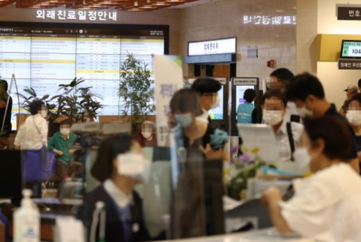 <b>실손보험 적자</b> 2조 원, 개혁으로 가나