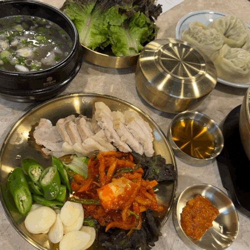  양재역 근처 푸짐하게 나오는 곰탕 보쌈 만두 맛집 양재옥
