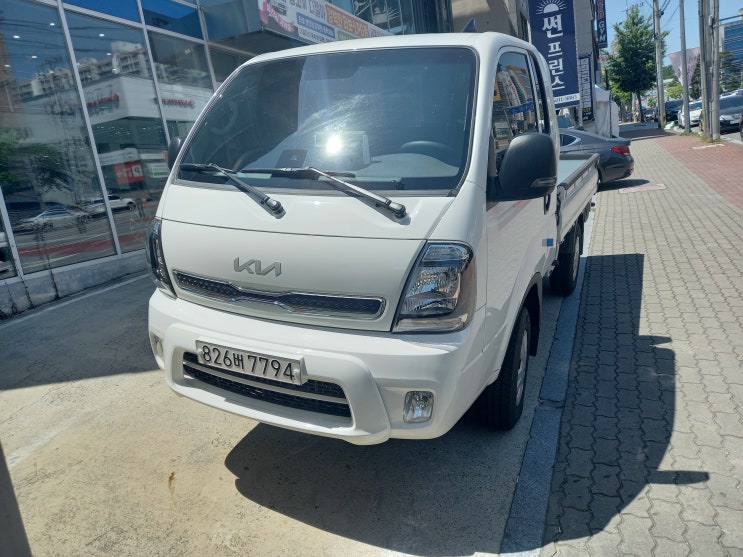  T-LPDI 터보차저 사륜구동(4wd) 봉고3 카고 모델의 외형 및 디자인 자동차 시승기 - 2